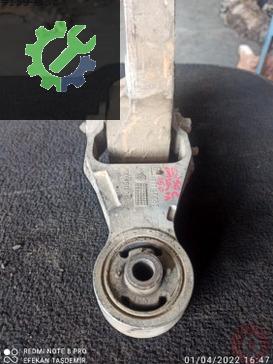 Opel Corsa Şanzıman Takozu 468646740 çıkma parça