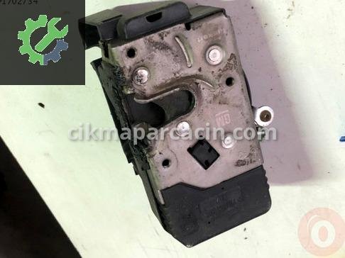 Opel Corsa Kapı Kilidi 13203899 çıkma parça