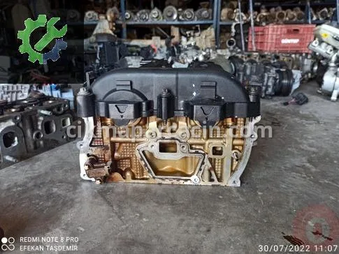 Opel Corsa Silindir Kapağı çıkma parça