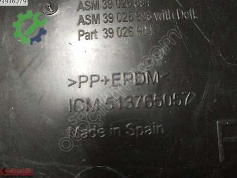Opel Corsa 513765057 çıkma parça