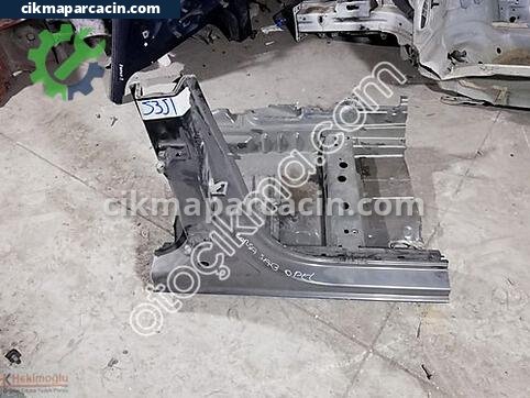Opel Corsa Marşpiyel çıkma parça