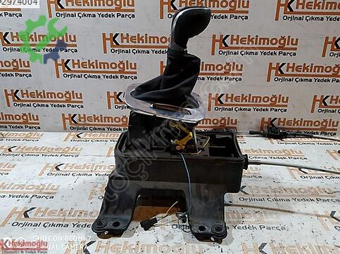 Opel Corsa 39046790 çıkma parça