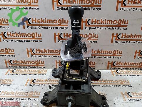 Opel Corsa 39046790 çıkma parça