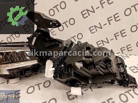Opel Corsa Sağ Ön Far çıkma parça