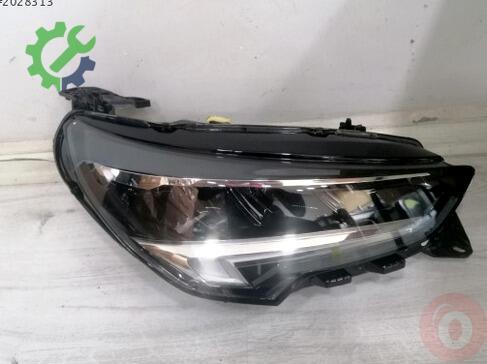 Opel Corsa Far çıkma parça