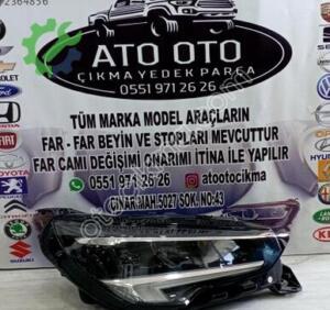 Opel Corsa 2008-2023 Çıkma Far Sağ