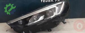 Opel Insignia 2017-2022 Çıkma Far