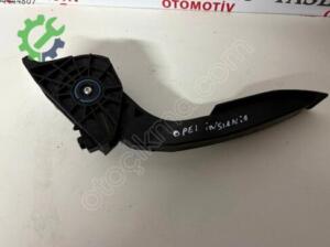Çıkma Opel Insignia Pedal 8630010003