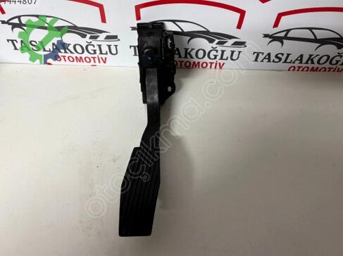 Opel Insignia Pedal 8630010003 çıkma parça