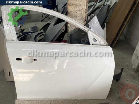 Opel Insignia Sağ Ön Kapı çıkma parça