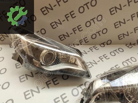 Opel Insignia Sol Ön Far çıkma parça