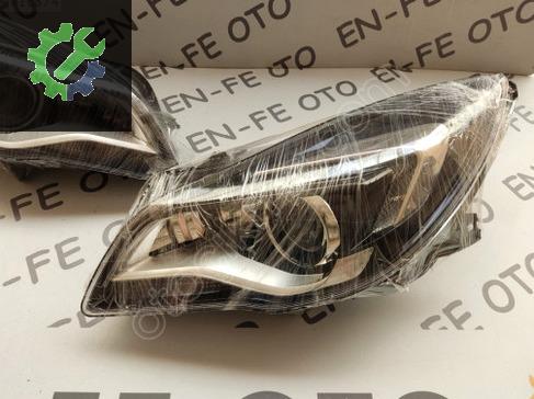 Opel Insignia Sol Ön Far çıkma parça