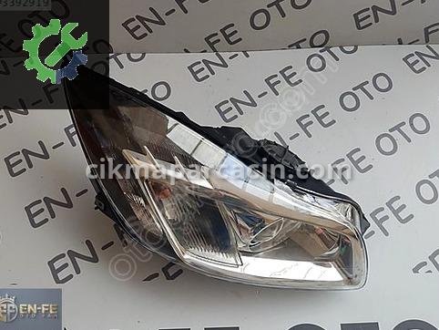 Opel Insignia Sağ Ön Far çıkma parça