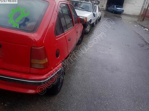 Opel Kadett Bagaj Kapağı çıkma parça