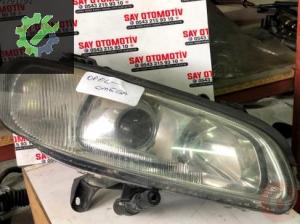 Opel omega xenon far dolu orj cikma 90565802RH