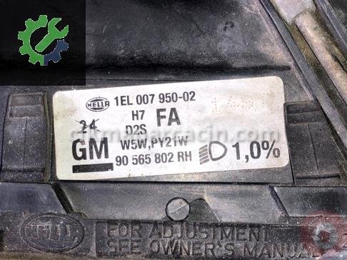 Opel Omega Sağ Ön Far 90565802RH çıkma parça