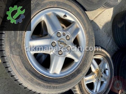 Opel Vectra Jant & Lastik Takımı 195/65 R15 çıkma parça