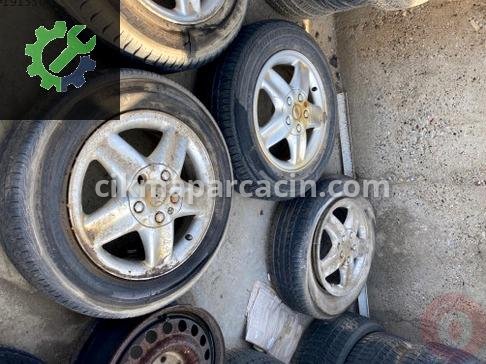 Opel Vectra Jant & Lastik Takımı 195/65 R15 çıkma parça