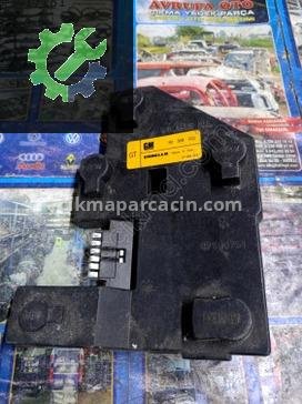 Opel Vectra Sağ Arka Stop 90568052 çıkma parça
