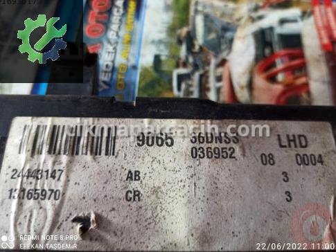 Opel Vectra Sigorta Kutusu 24443147 çıkma parça