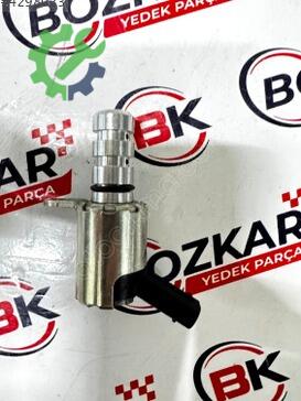 Volkswagen Golf Eksantrik 04E906455P çıkma parça