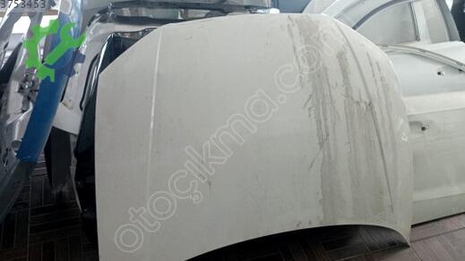 Audi A3 Kaput çıkma parça