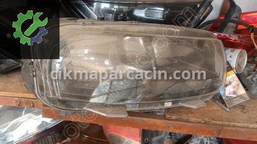 Citroen C3 Sağ Ön Far çıkma parça