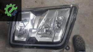Orjinal Çıkma Sağ Far – Ford FMax Kamyon ve Tır Modeli
