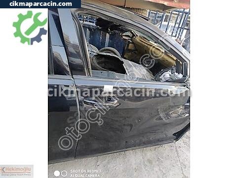 Volkswagen Golf Sağ Ön Kapı çıkma parça