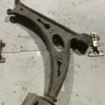 Orjinal VW Golf/Touran Sol Ön Salıncak Parçası – 1K0407153G