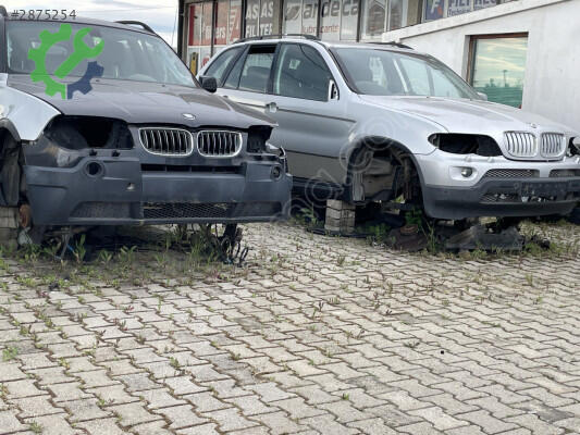 BMW X3 Kaput çıkma parça