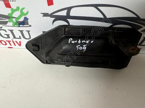 Peugeot Partner Sağ Ön Kapı çıkma parça