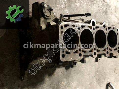 Audi Passat Blok çıkma parça