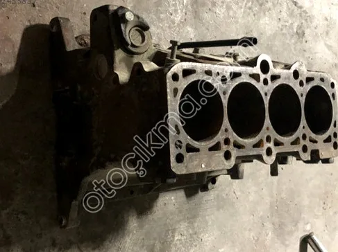 Audi Passat Blok çıkma parça