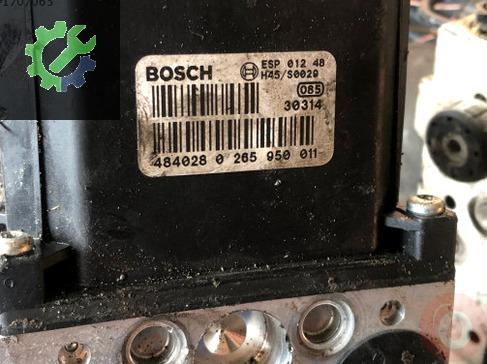 Passat Audi A4 A6 ABS beyni 8E0614517/0265950011