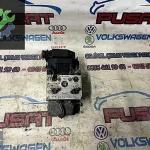 Passat Audi A4 Çıkma ABS Pompa Beyni Bosch 8E0 614 111 AB