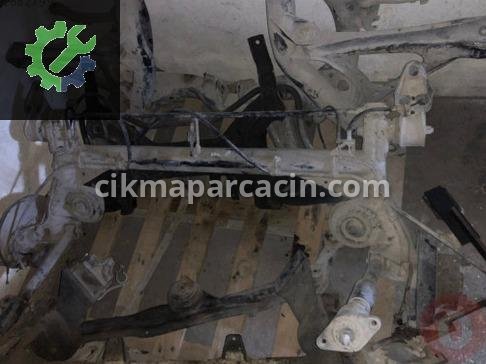 Volkswagen Passat Arka Dingil çıkma parça