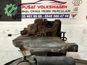 PASSAT B5 KASA ÇIKMA SOL ARKA KAPI KİLİDİ ORJİNAL