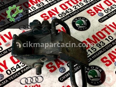 Volkswagen Passat Kapı Menteşesi 3B4833412C çıkma parça