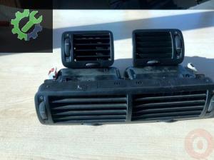 Passat B5.5 kalorifer ızgara 3B0819703D/3B0819704D