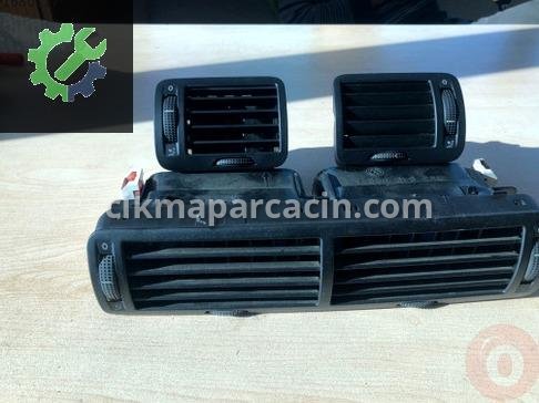 Volkswagen Passat Havalandırma Izgaraları çıkma parça