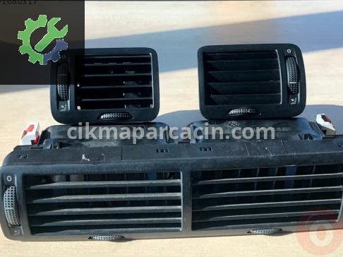 Volkswagen Passat Havalandırma Izgaraları 3B0849728A-3B0819703D çıkma parça