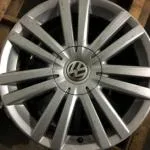 Passat b6 Celik Jant 17 inç 3 adet mevcut