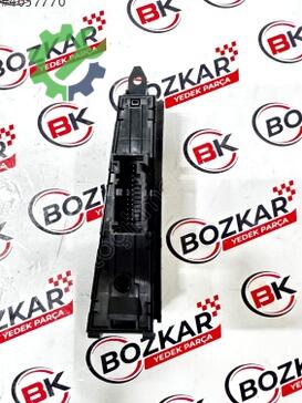Volkswagen Passat Flaşör Düğmesi 3AD927137A çıkma parça