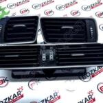 Volkswagen Passat 2013 Sıfır Kalorifer Izgarası 3AB819728