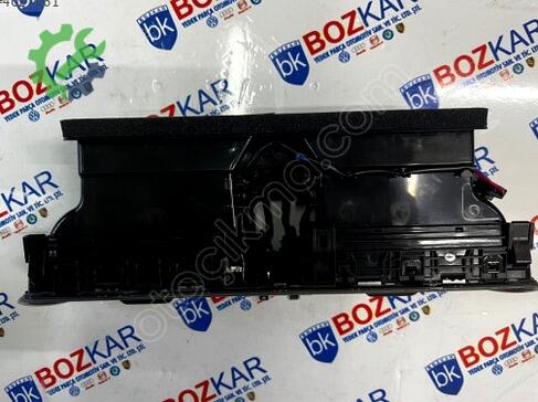 Volkswagen Passat Havalandırma Izgarası 3AD819728A çıkma parça