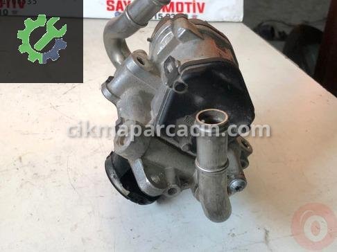 Volkswagen Passat EGR Valfi 04L131501R çıkma parça