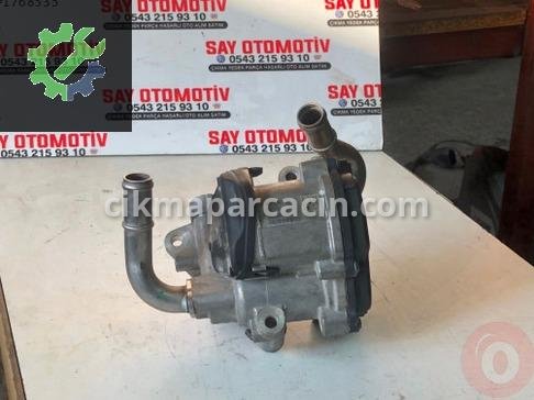 Volkswagen Passat EGR Valfi 04L131501R çıkma parça