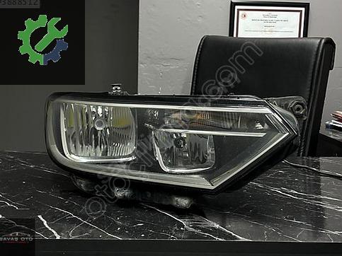 Volkswagen Passat Sağ Ön Far 2014-2019 çıkma parça