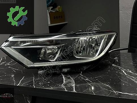 Volkswagen Passat Sol Ön Far 2014-2019 çıkma parça